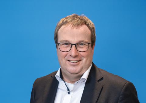Minister für Umwelt, Naturschutz und Verkehr Oliver Krischer. Foto: MUNV NRW/ Mark Hermenau.