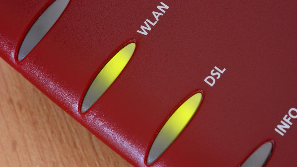 Auch WLAN-Zugänge erzeugen elektromagnetische Felder.
