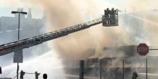 Brand in einer Produktionsanlage. Foto: Jan Klug-Offermann / panthermedia.net