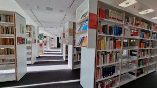 Ansicht der Bibliothek