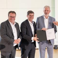 Minister (l.) und Ministerin Neubaur (r.)
